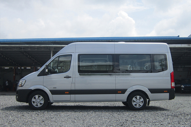 HYUNDAI SOLATI 16 CHỖ